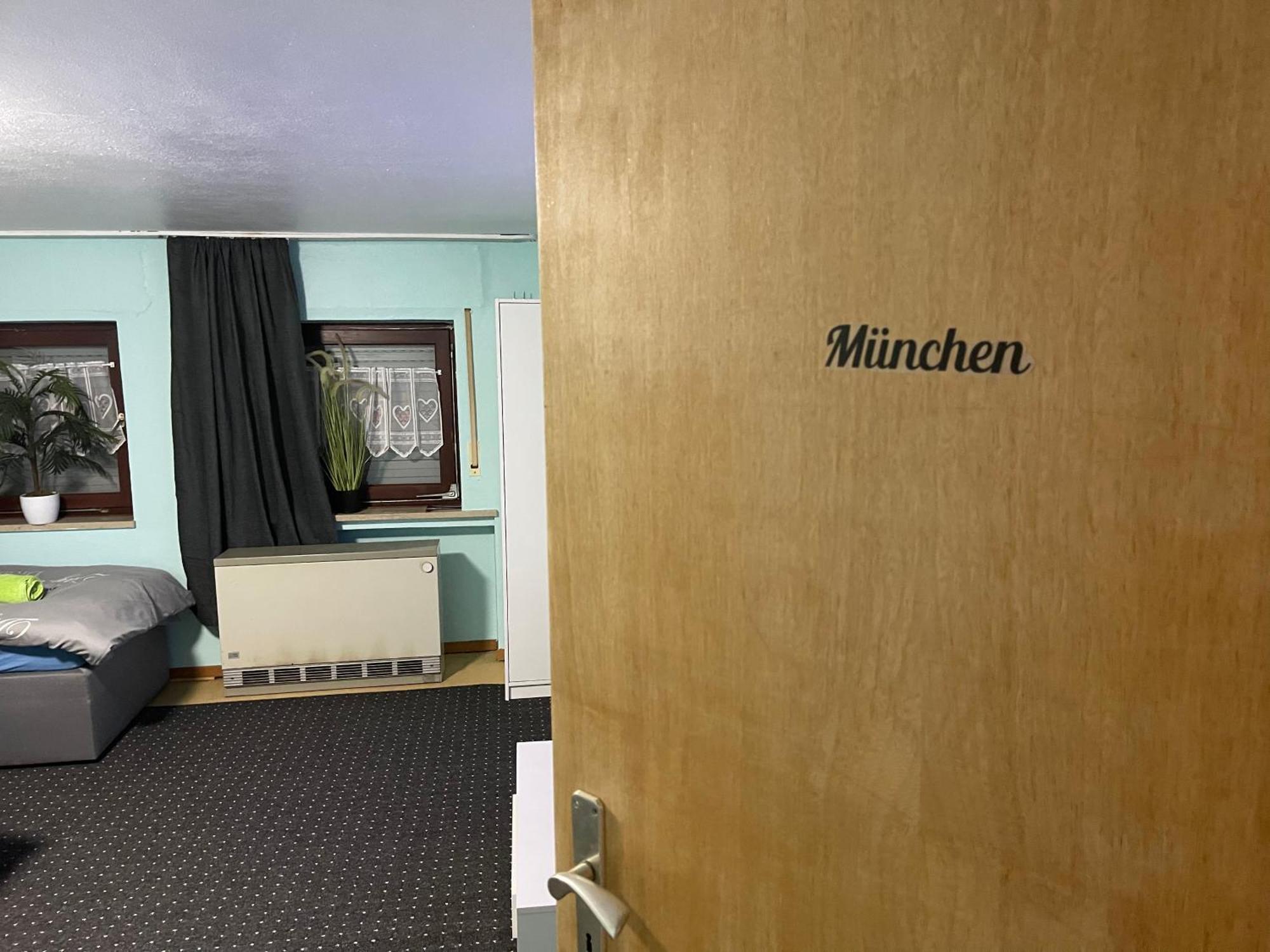 Chambre Avec 3 Lits Trier Eksteriør bilde
